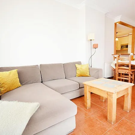 Galihost - Con Piscina En El Centro De 公寓 *